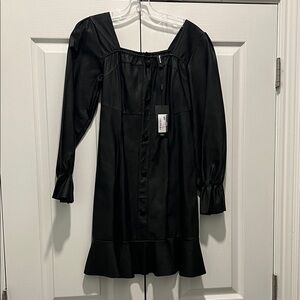 Elegant Black Long Sleeve Dress